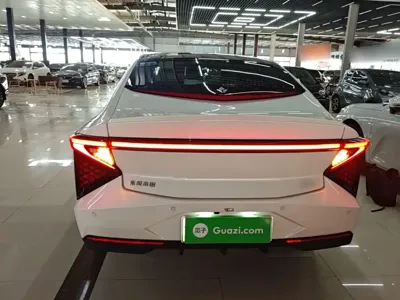 Lingxi Lingxi L