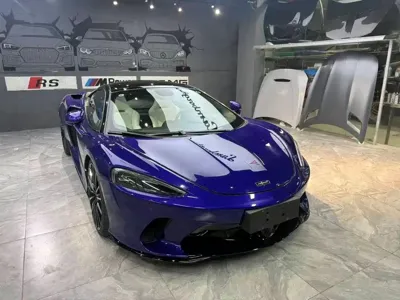 McLaren GT
