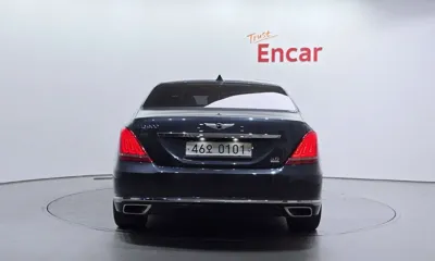 Genesis EQ900