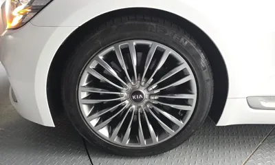 Kia K9