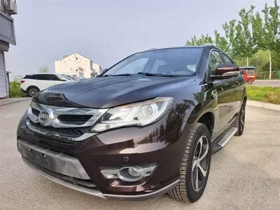 BYD S7
