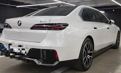 BMW 7-Series