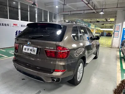 BMW X5 (Import)