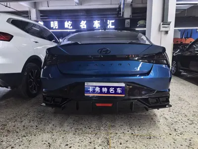 Hyundai Elantra