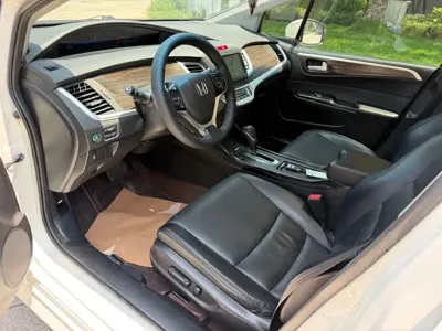 Honda Jade