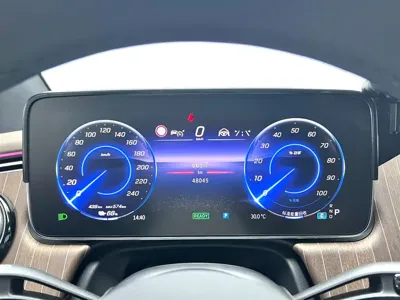 Mercedes-Benz EQE SUV