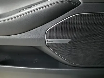 Genesis EQ900
