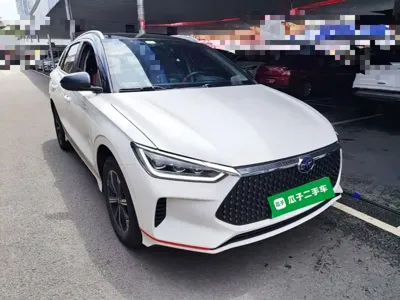 BYD e2