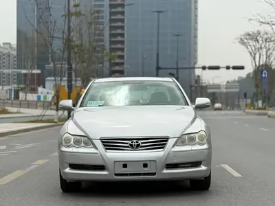 Toyota Reiz