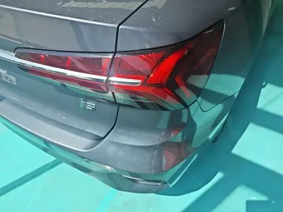 Roewe i5