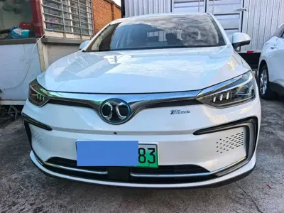 BAIC EU5