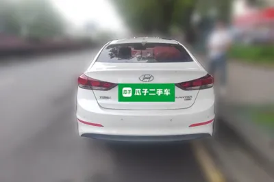 Hyundai Elantra (6th Generation