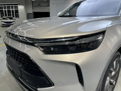 BAIC X7