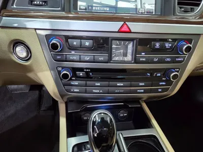 Hyundai Genesis