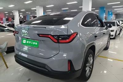 Nio EC6