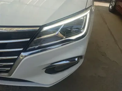 Roewe i5