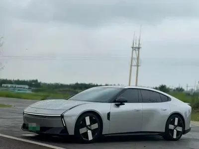 Xpeng P7