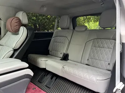 Lincoln Navigator