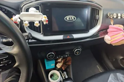 Kia kx1 Stonic