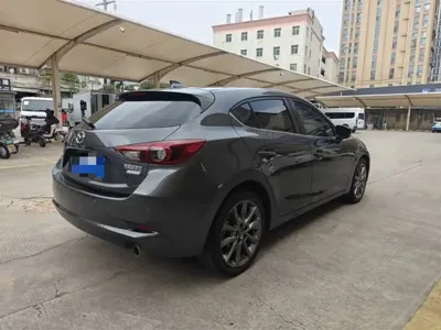 Mazda 3 Axela