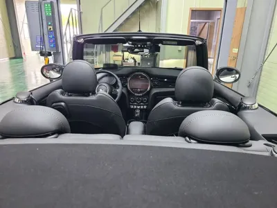 MINI Cooper Convertible