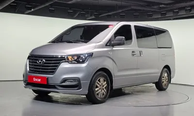 Hyundai Starex