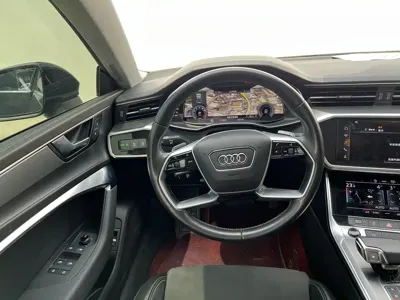 Audi A7L