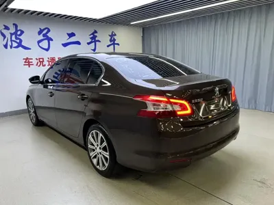 Peugeot 408