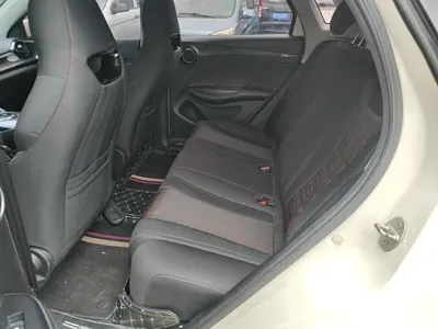 BYD e2