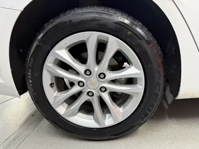 Chevrolet Malibu XL