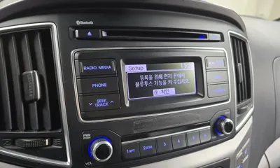 Hyundai Starex