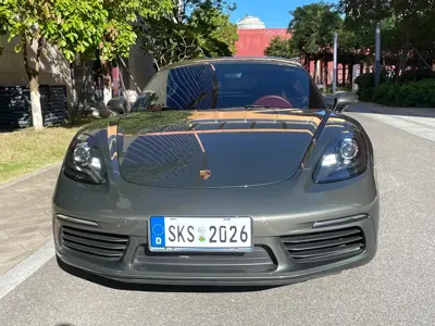 Porsche 718