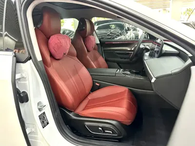 Xpeng P7