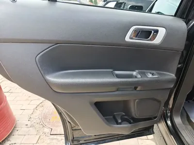 Ford Explorer (Import)