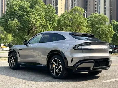 Xiaomi 小米YU7