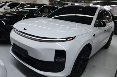 Li Auto L6