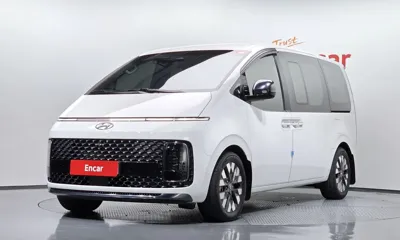 Hyundai Staria
