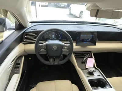 BYD Qin L