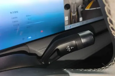 Geely Galaxy E8