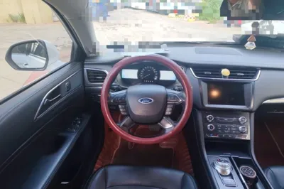 Ford Taurus