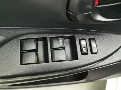Toyota Yaris L