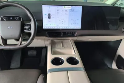 Li Auto MEGA