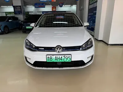 Volkswagen Golf EV
