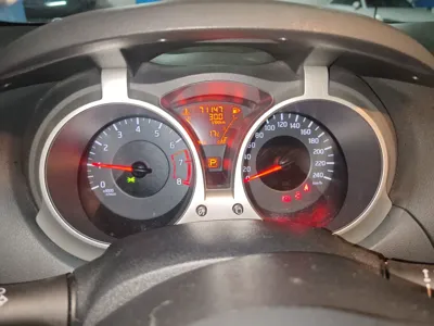 Infiniti ESQ