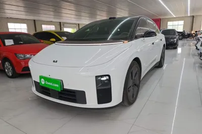 Li Auto Li Auto i6