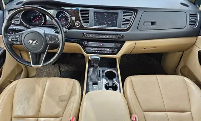 Kia Canival