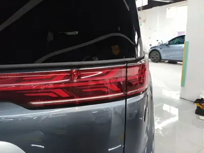Denza Denza D9