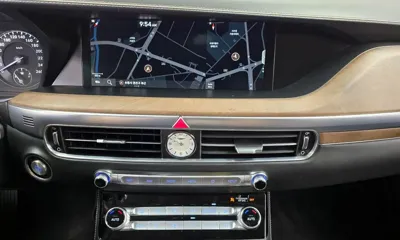 Genesis G90
