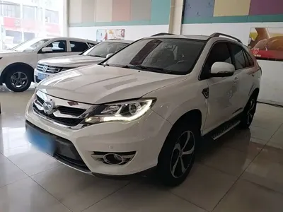 BYD S7