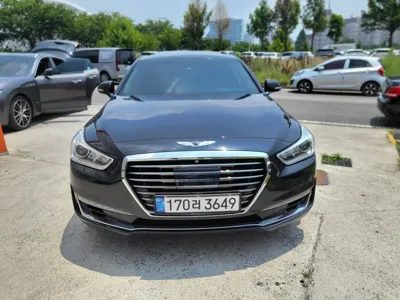 Genesis EQ900